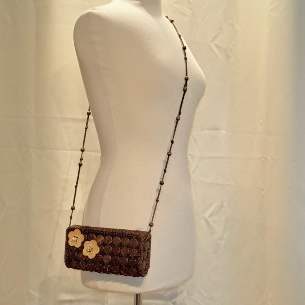 Vintage Brown and cream woven purse with wooden beads and button flowers